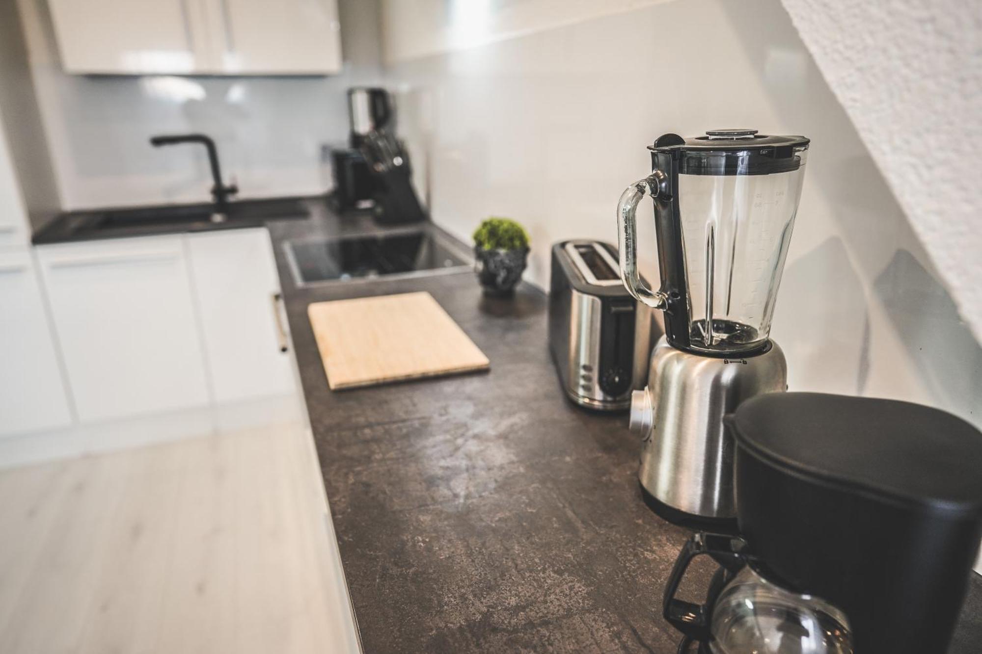 Apartment Luxus Maisonette Am See, Wehome Premium *